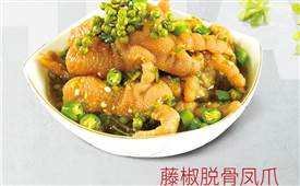 菊花開(kāi)手撕藤椒雞怎么做，菊花開(kāi)手撕藤椒雞做法技巧都在這里